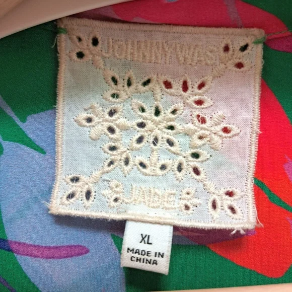 Johnny Was Nadine Silk Shirt Size Large - Picture 9 of 9